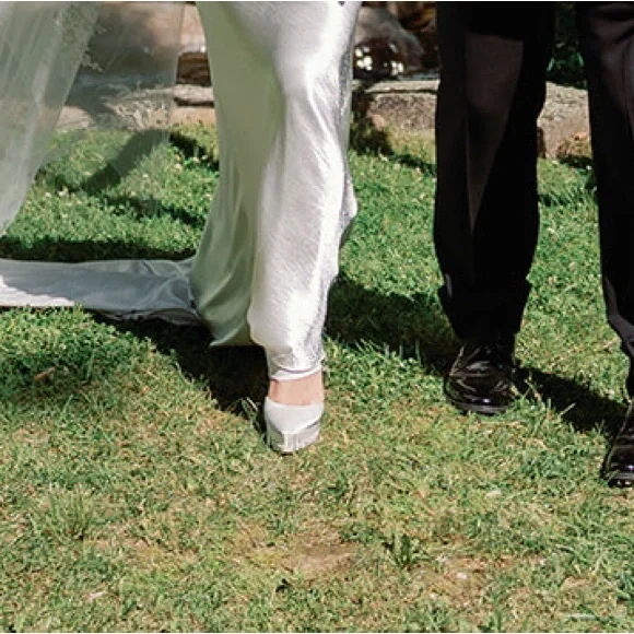 Badgley Mischka Eliana Pointed Platform Heels - Picture 4 of 11